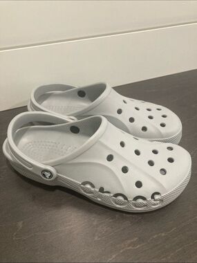 Crocs Baya Clogs Light Grey Unisex Men's Size 10 Women's Size 12 Slip On-EUC